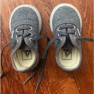 Toddler 4 Vans black glitter